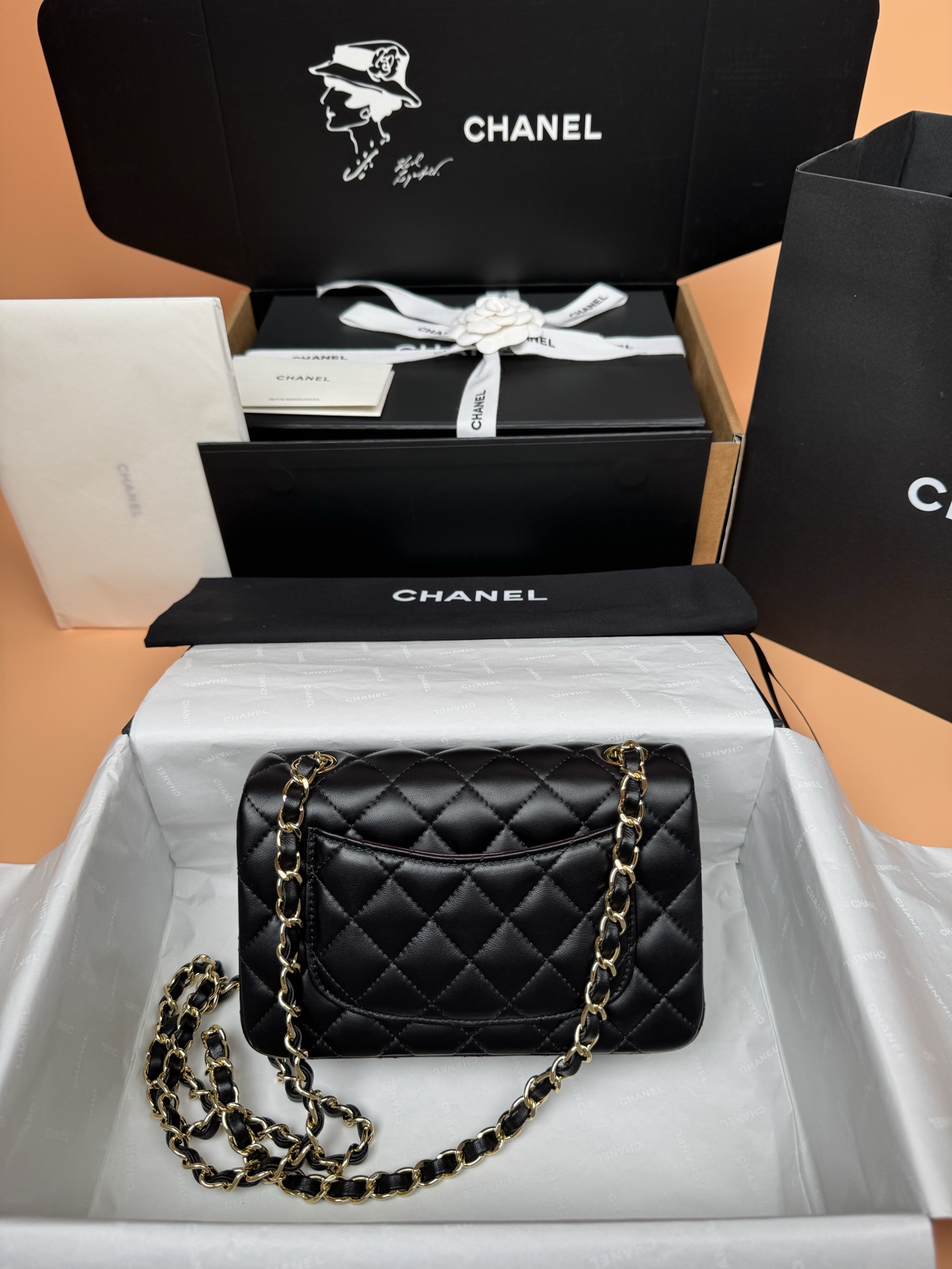 Classic Flap Mini（Gold LOGO) - Mocuir