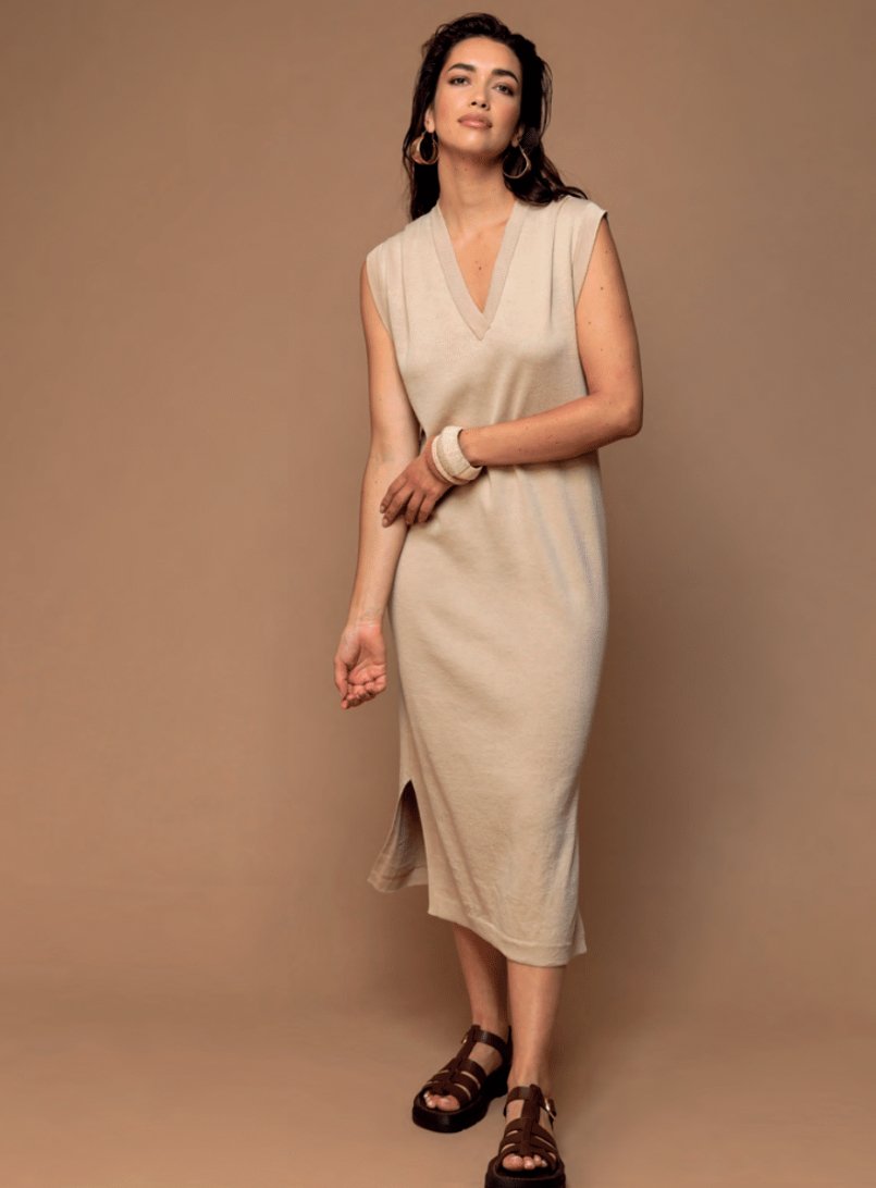 ‌Effortless Sleeveless Dress