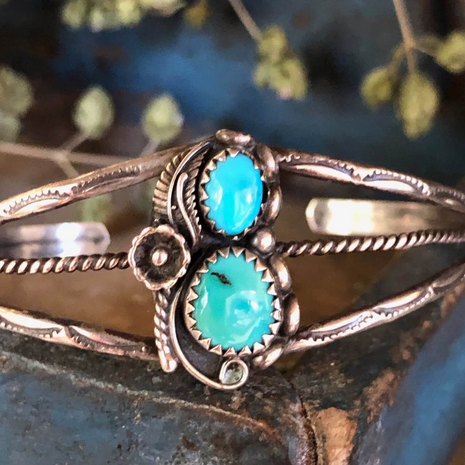 Navajo Sterling Silver Turquoise Bracelet 1970s