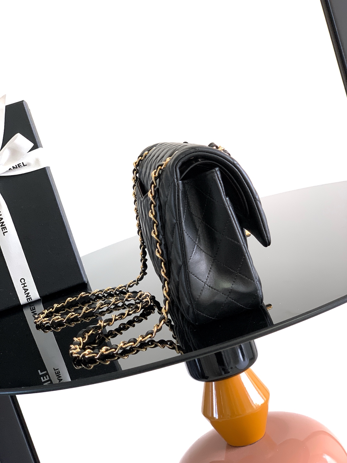 Classic Flap Bag（Black/Gold logo） - Mocuir