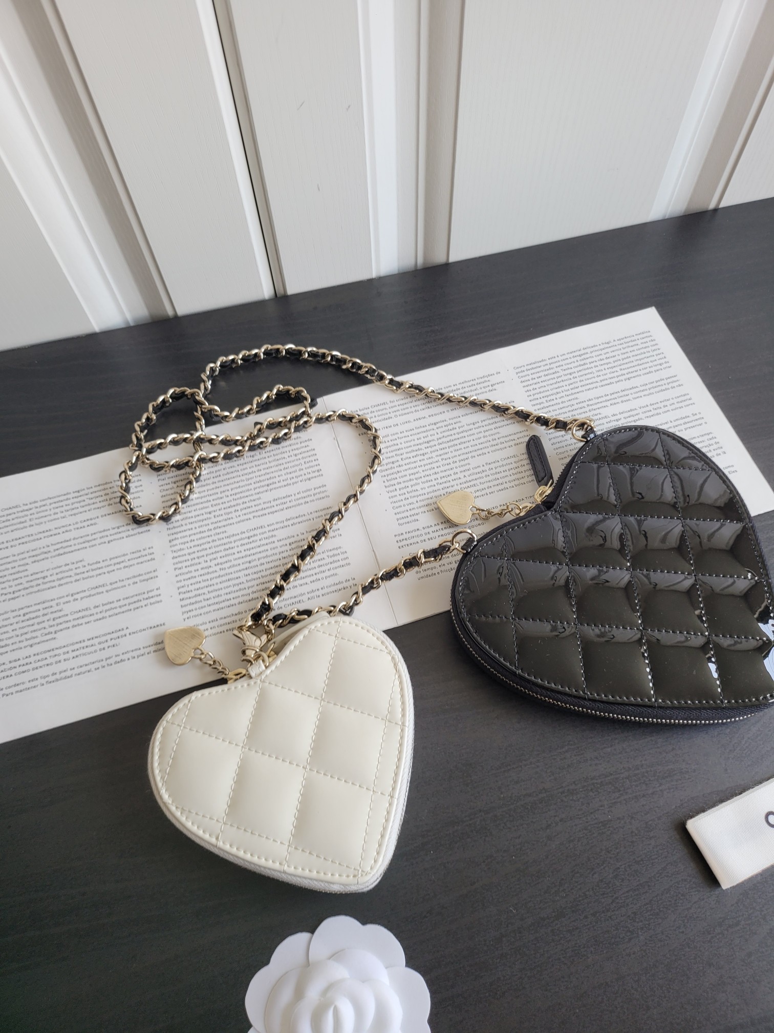 Heart Chain Clutch (Set of 2) - Mocuir