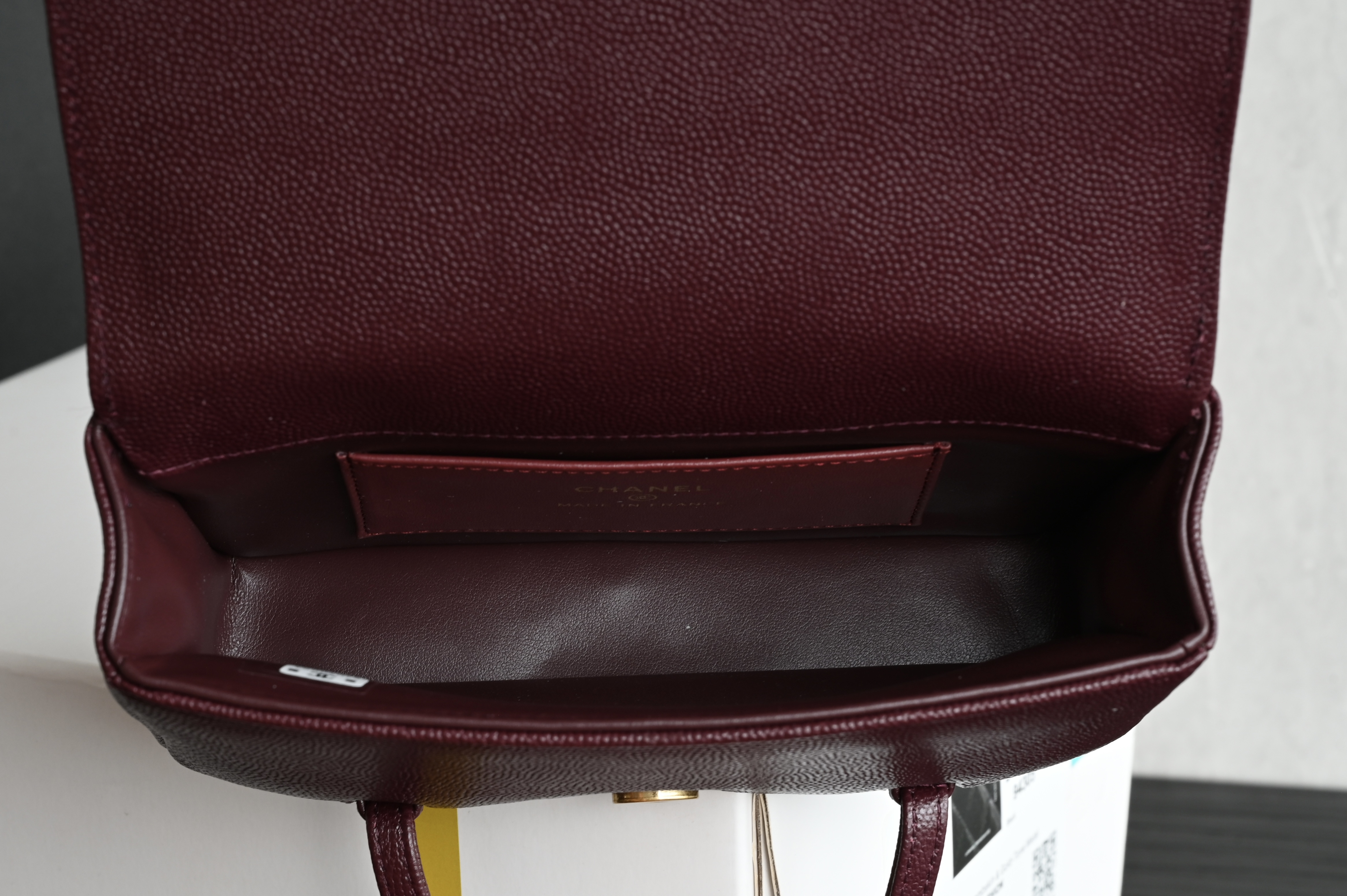 Preppy Coco Small Flap Bag in Burgundy Caviar Leather - Mocuir