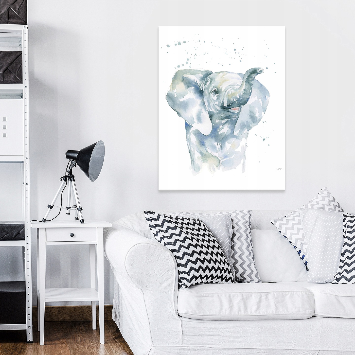 Picture of an elephant on canvas for a child's room, 60x40