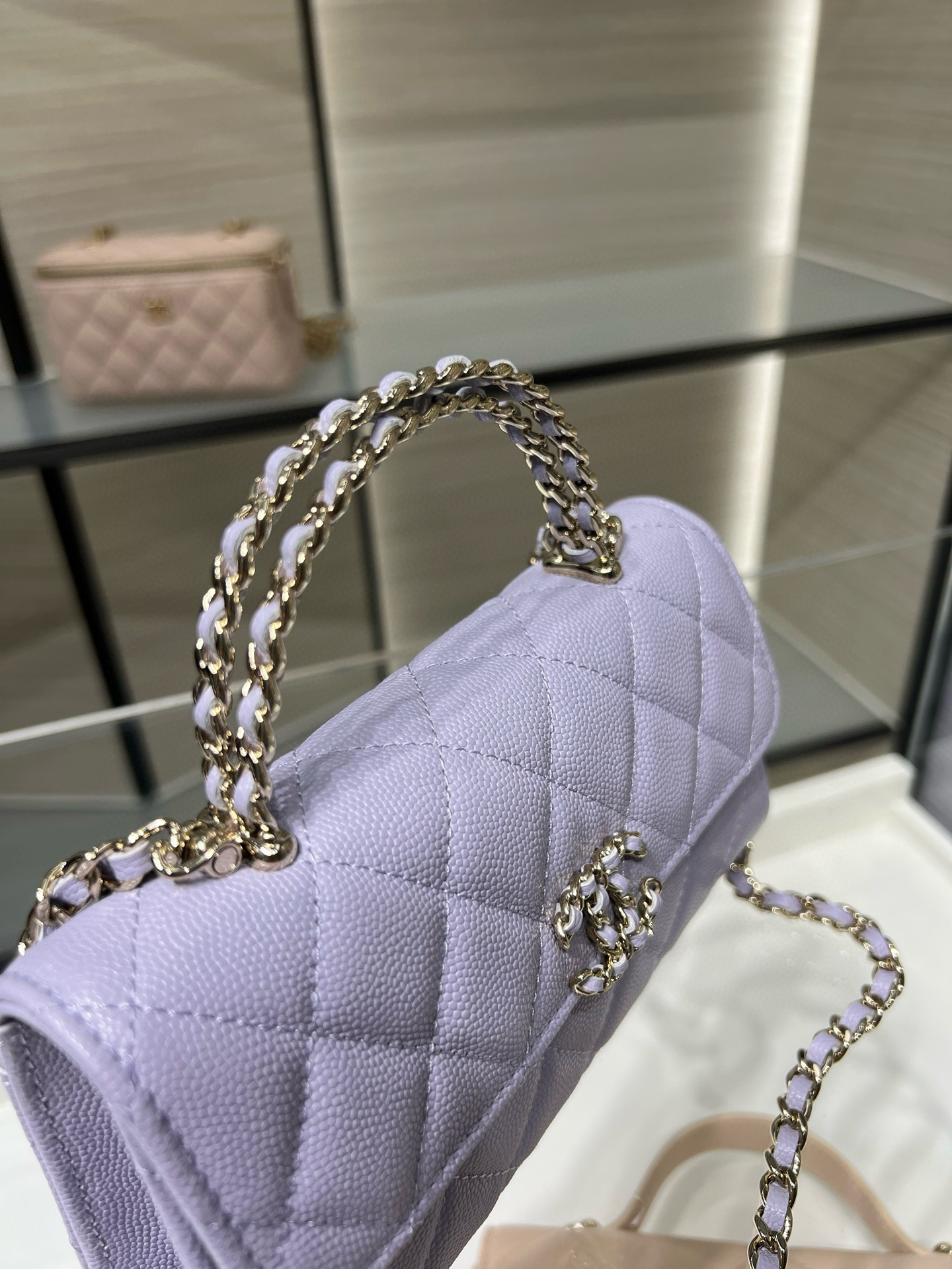 26S Spring-Summer Collection AP3238 Mini Top Handle Flap Bag in Purple Quilted Grained Calfskin (Caviar) with Gold-Tone Hardware - Mocuir