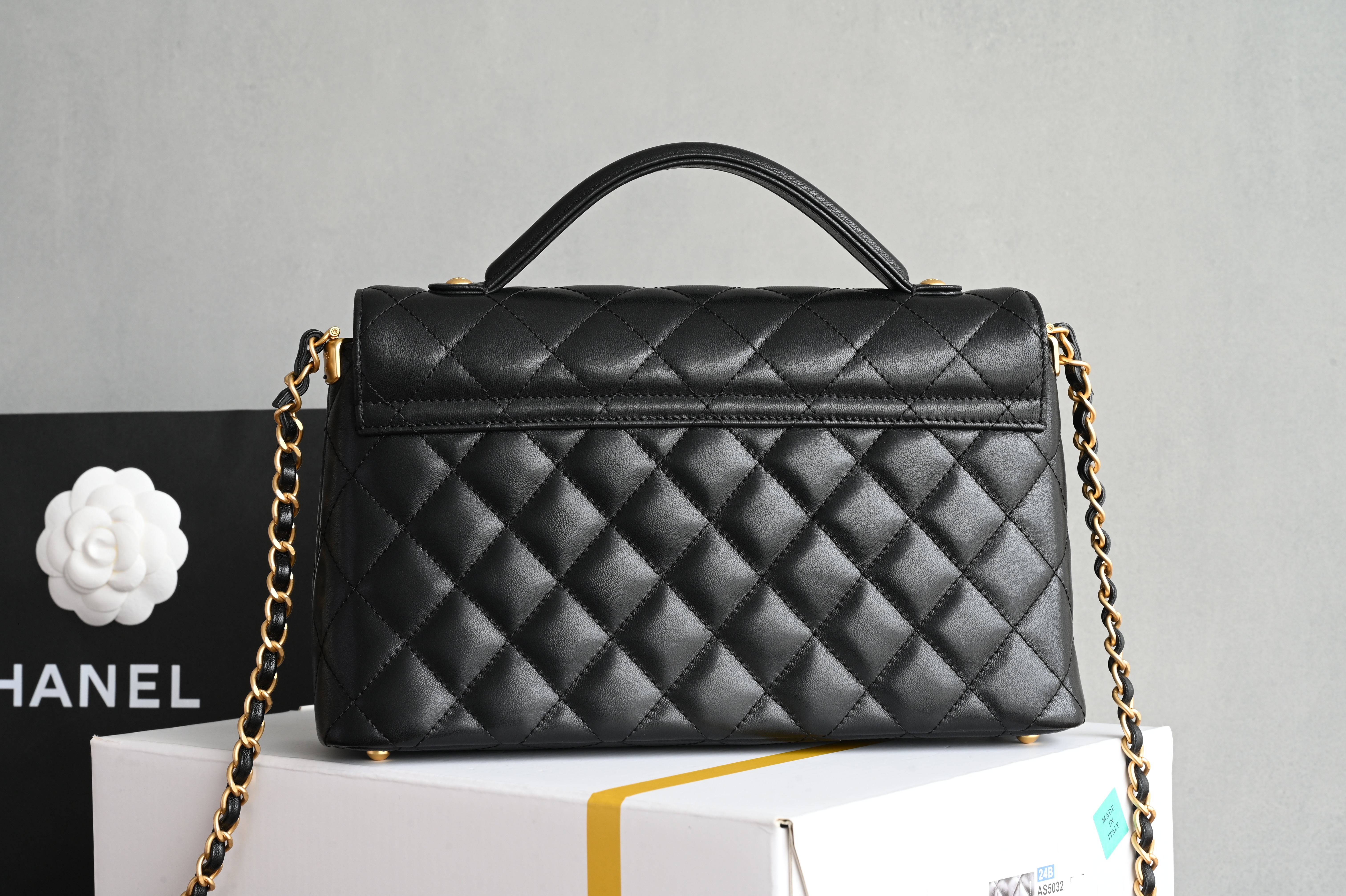 Trendy CC Top Handle Flap Bag（Black） - Mocuir