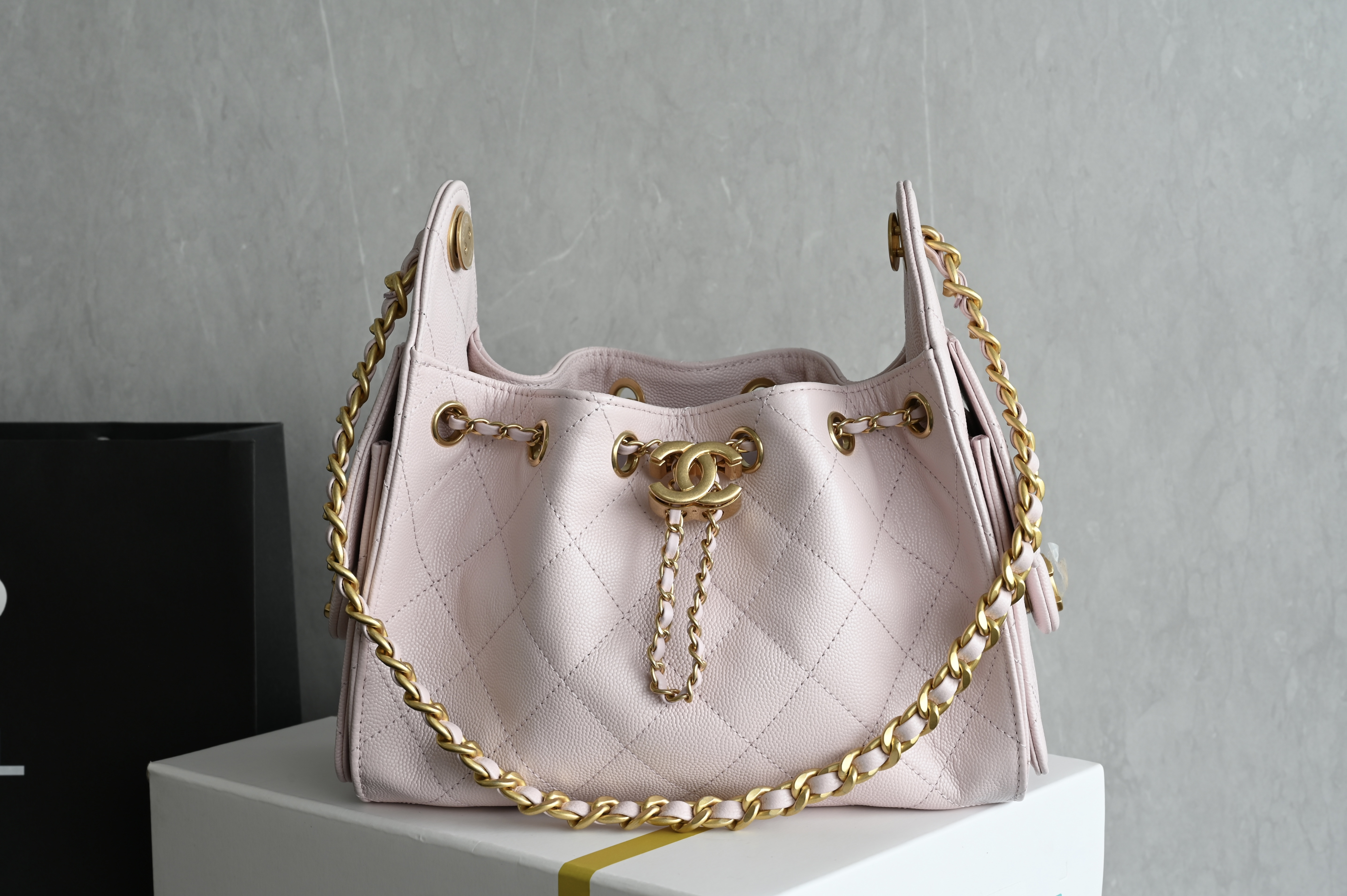 Chain Decor Hobo Bag（Light Pink） - Mocuir