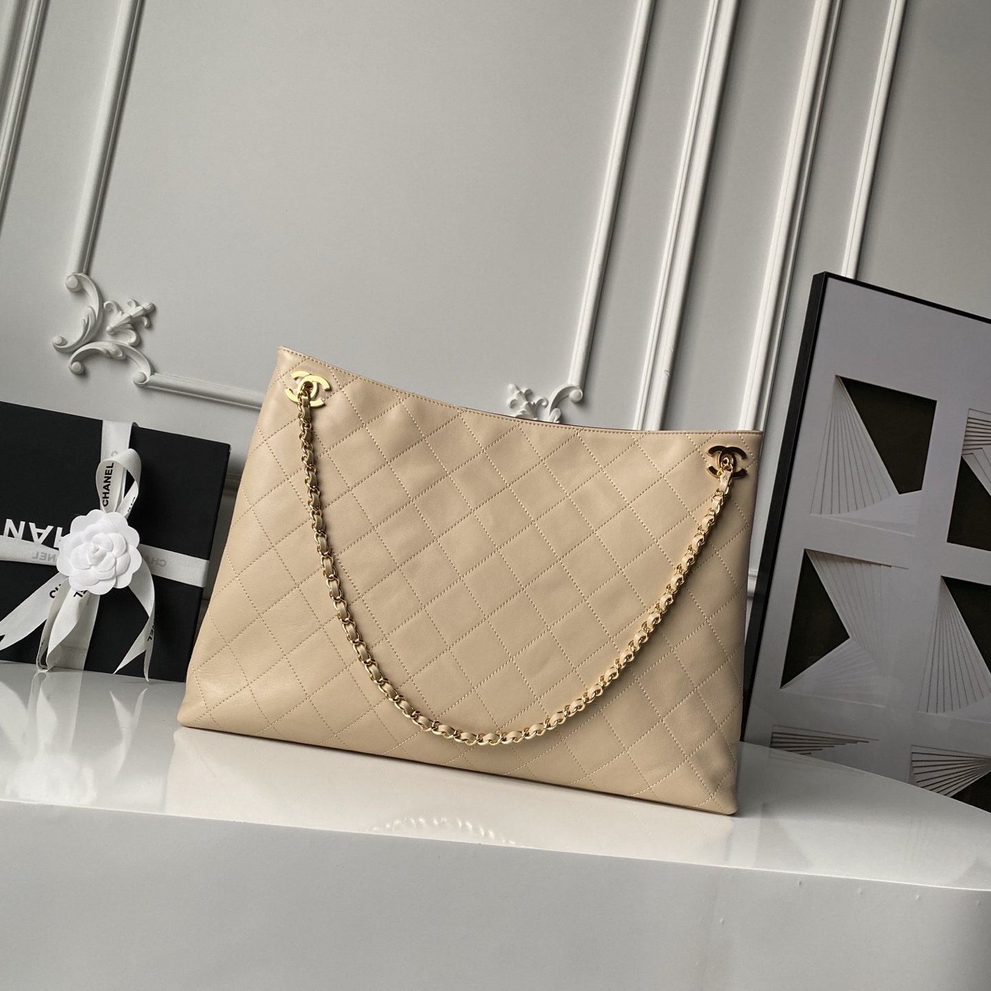 23S Large Shopping Tote Bag (AS2421) in Beige Quilted Smooth Lambskin with Light Gold-Tone Hardware - Mocuir