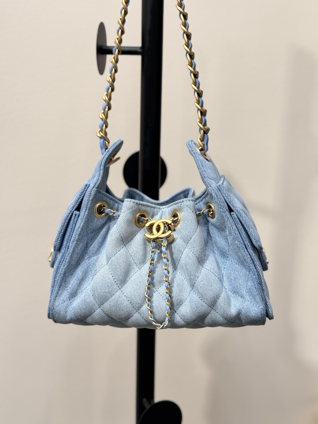 25 Small Hobo Bag (AS5293) in Light Blue Washed Denim & Antique Gold-Tone Hardware - Mocuir