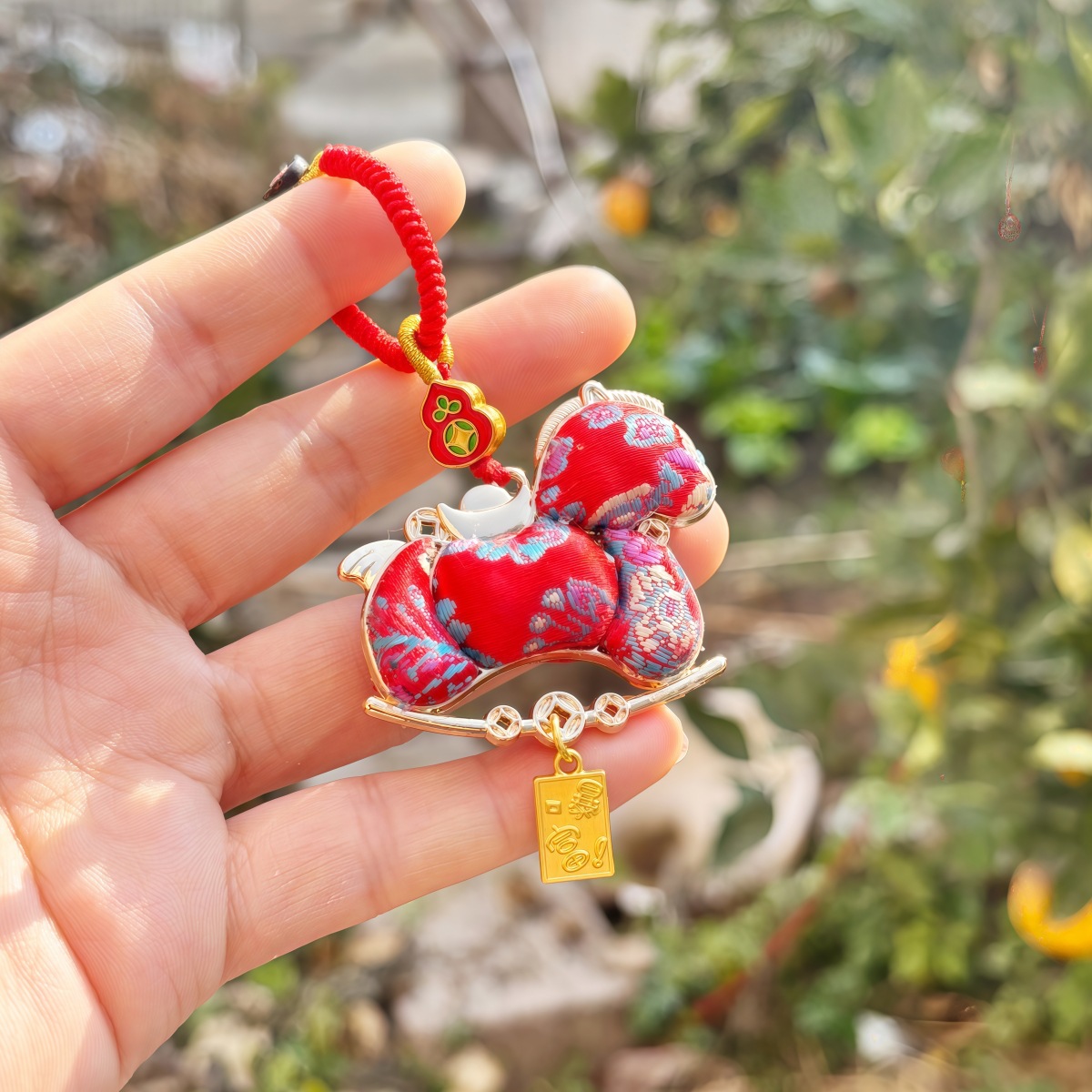 Chinese style embroidery gourd pendant decoration