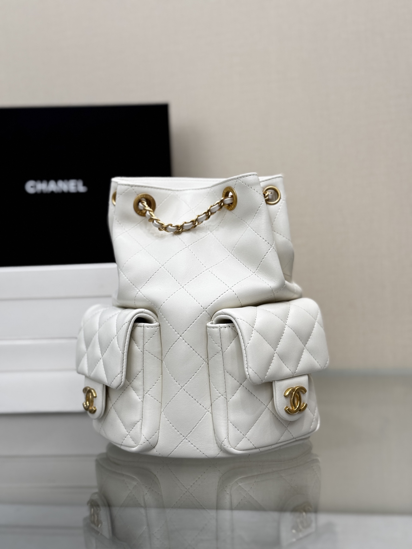 Drawstring Bucket Backpack（White） - Mocuir