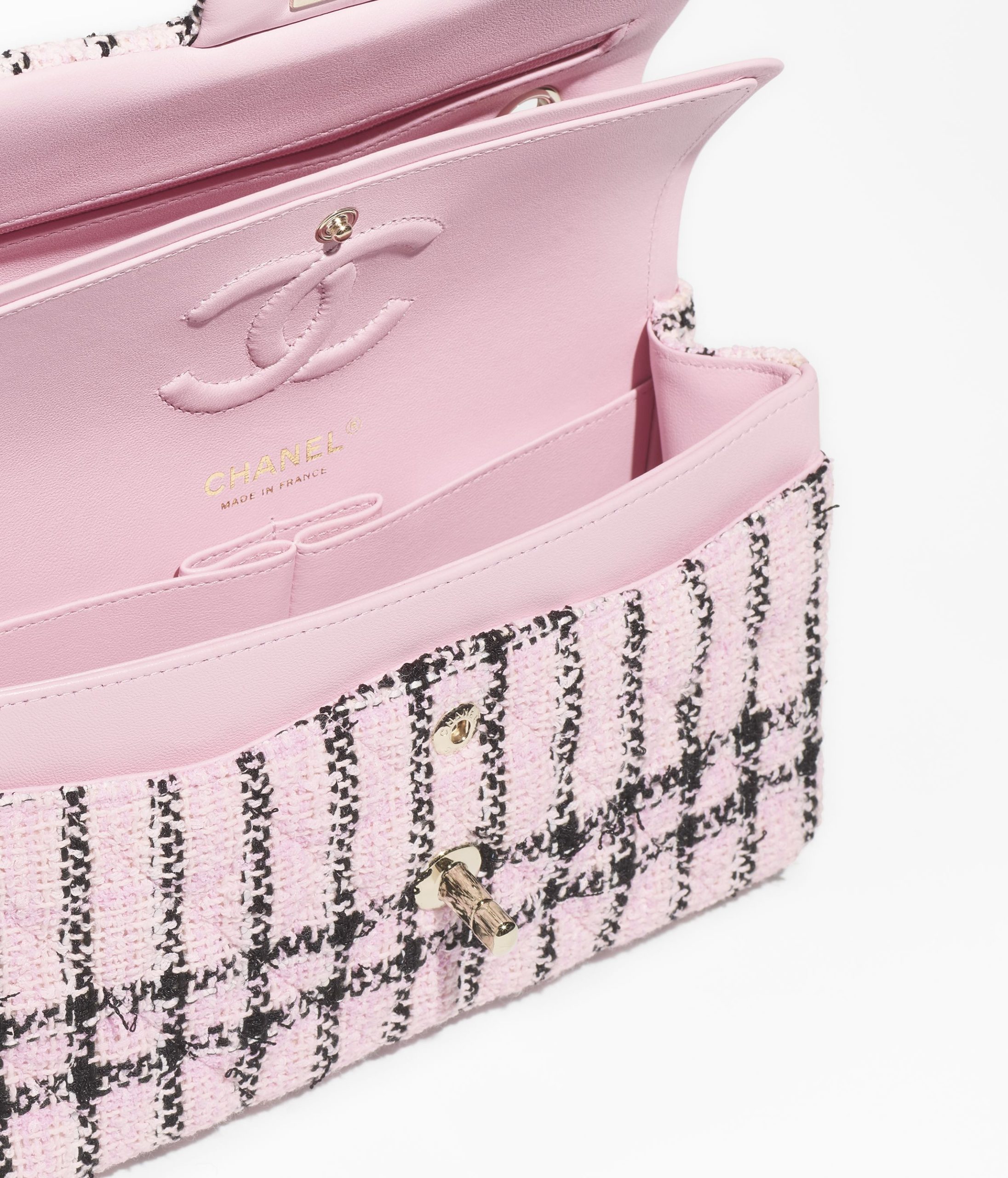 Small Classic Handbag