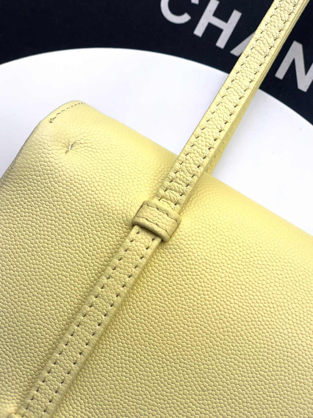 Preppy Coco Small Flap Bag (AS4818) in Light Yellow Grained Calfskin with Gold-Tone Hardware, 26P Pre-Fall Collection - Mocuir