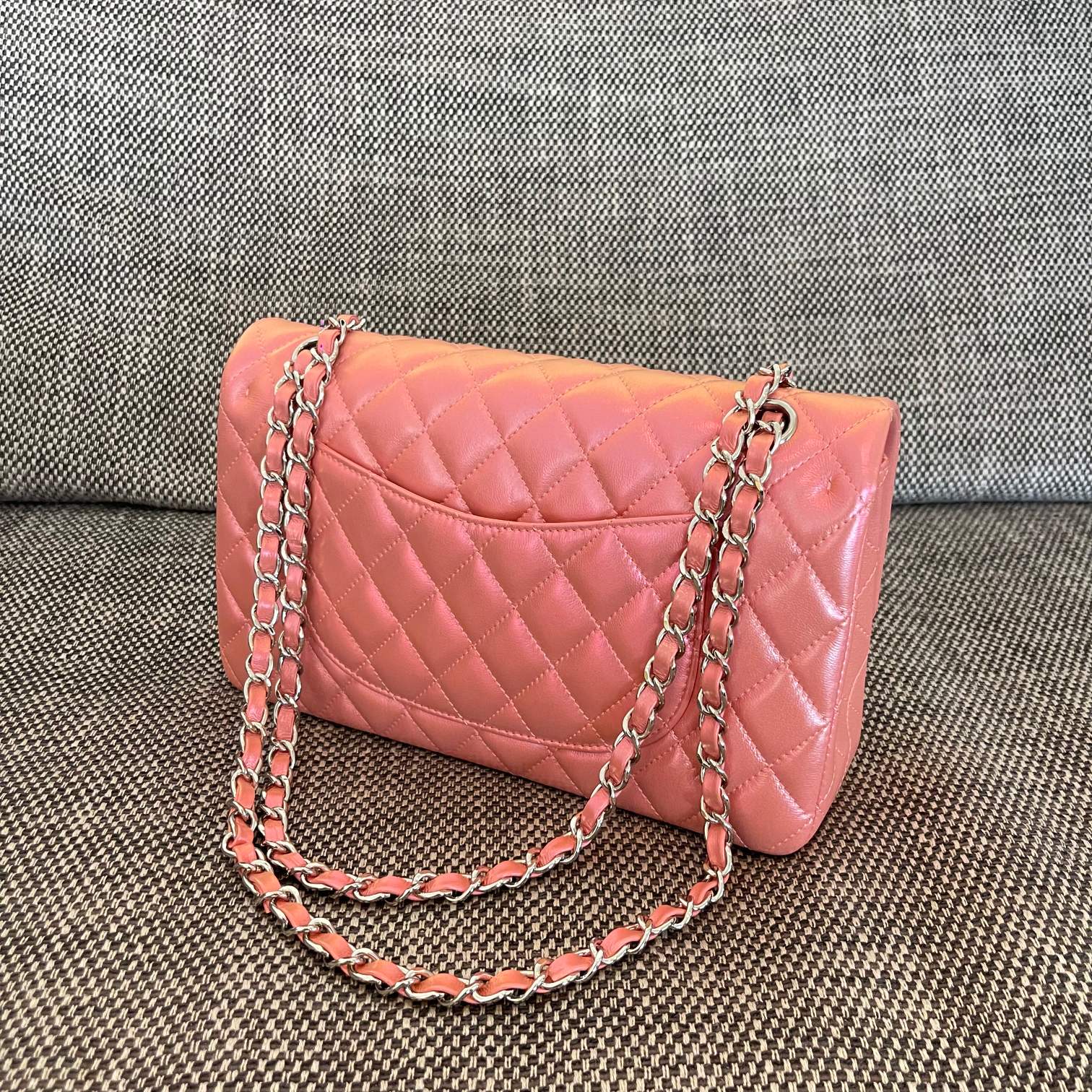 Classic Flap Quilted Lambskin Shoulder Bag in Peach Pink (Silver Hardware) - Mocuir