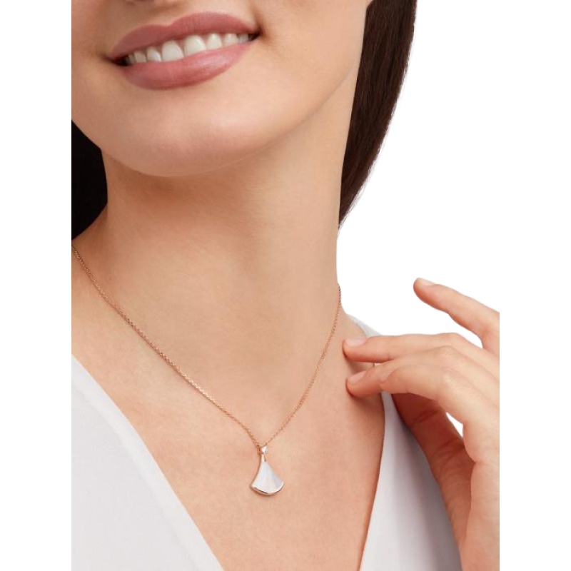 DIVAS’ DREAM Necklace