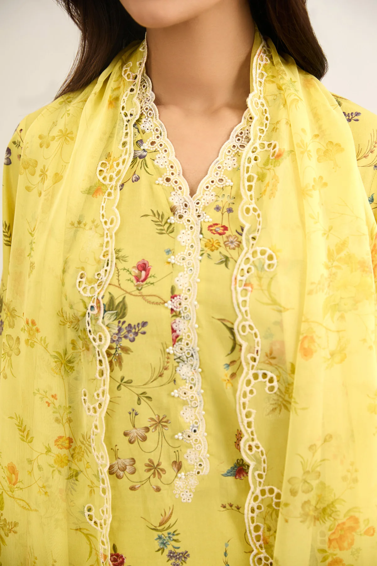 LAWN | EMBROIDERED