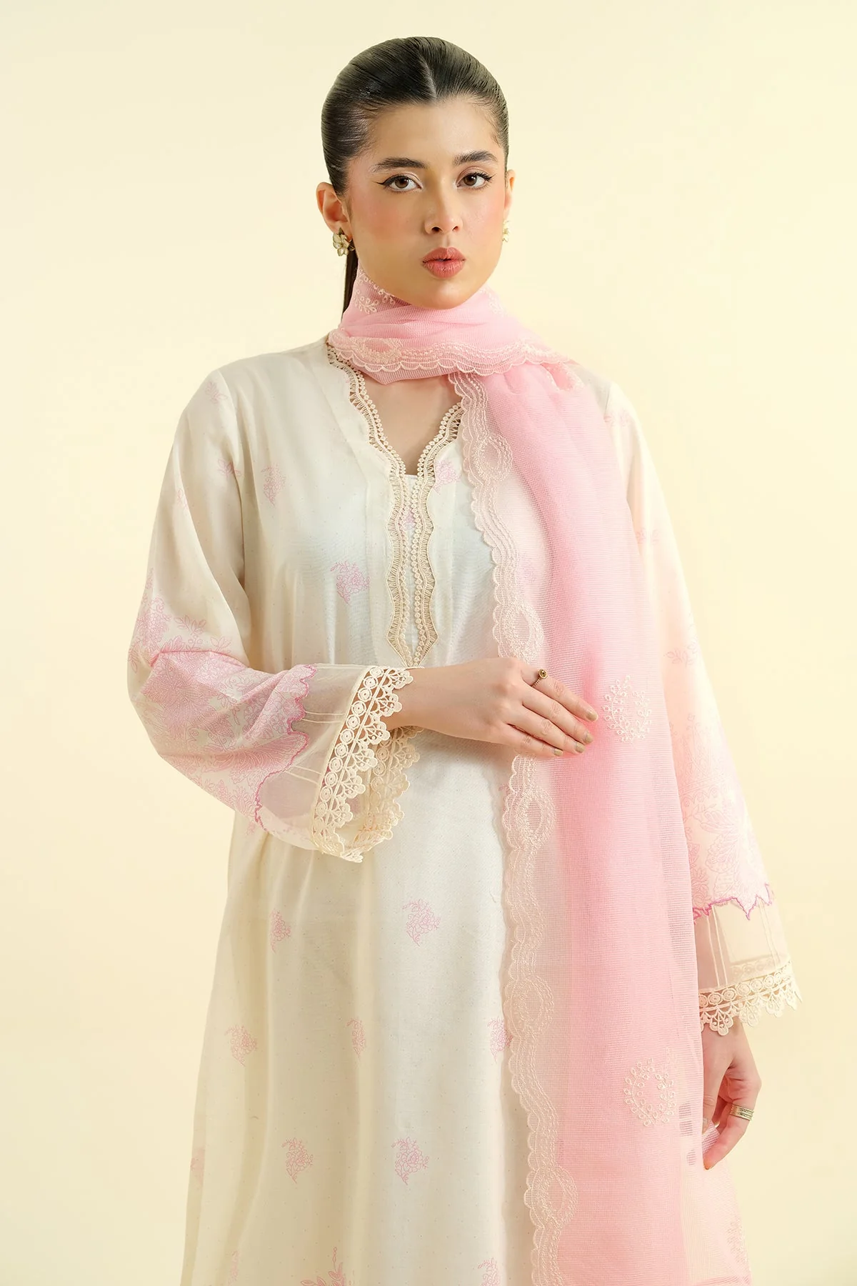 LAWN | EMBROIDERED