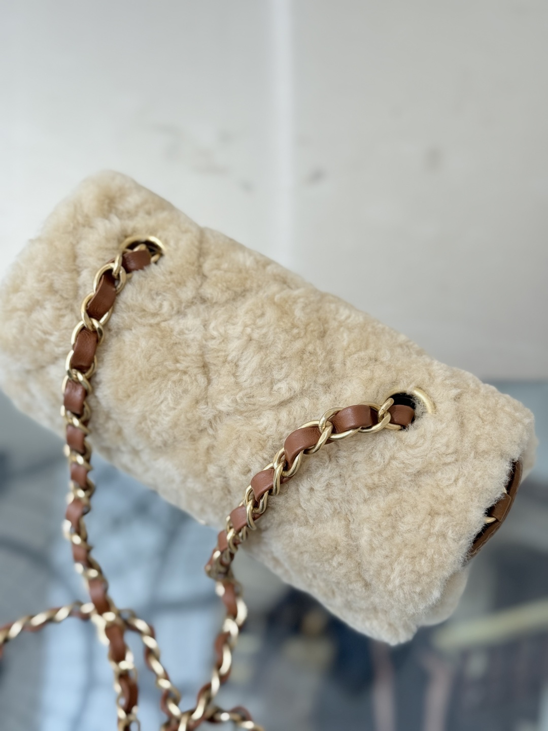 24K Fall-Winter Teddy Shearling & Lambskin Classic Flap Bag with Gold Hardware (Model AS5148  AS5149) - Mocuir