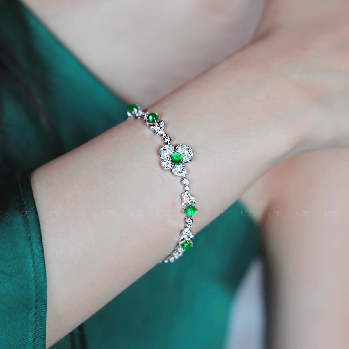 Clover Emerald and Diamond Bracelet