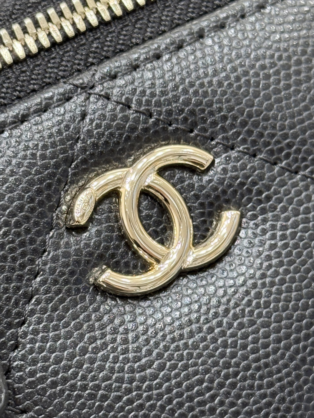 Mini Top Handle Vanity Case (AS5993) in Black Quilted Grained Calfskin (Caviar) with Antique Gold-Tone Hardware - Mocuir