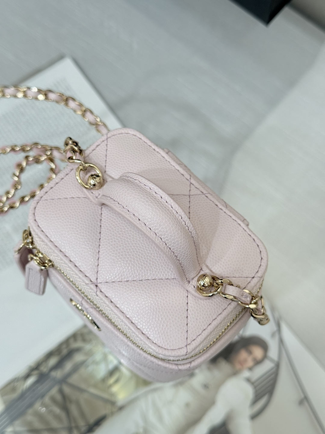 Mini Top Handle Vanity Case (AS5993) in Light Pink Quilted Grained Calfskin (Caviar) with Antique Gold-Tone Hardware - Mocuir