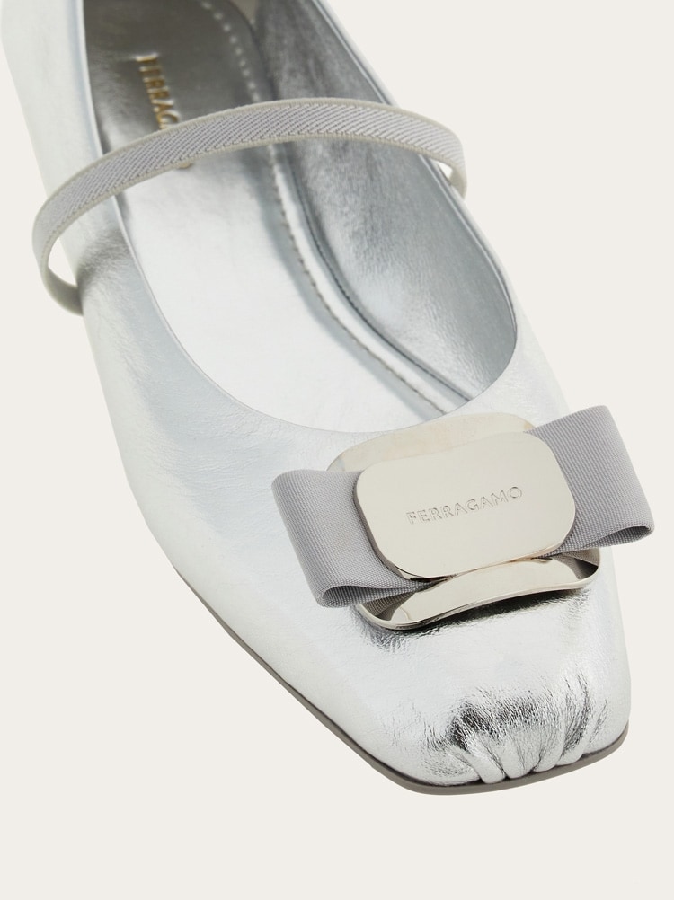 New Vara plate ballet flat