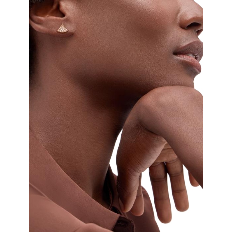 DIVAS’ DREAM earrings