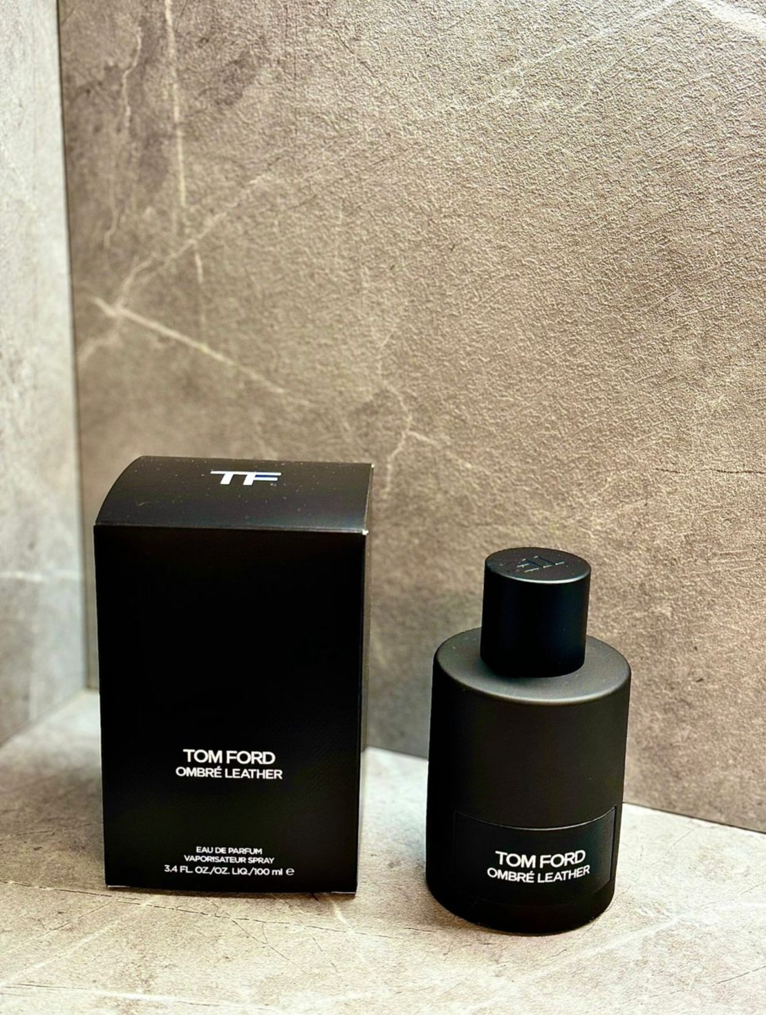 D090：TOM FORD Ombré Leather Eau de Parfum Spray 100ml