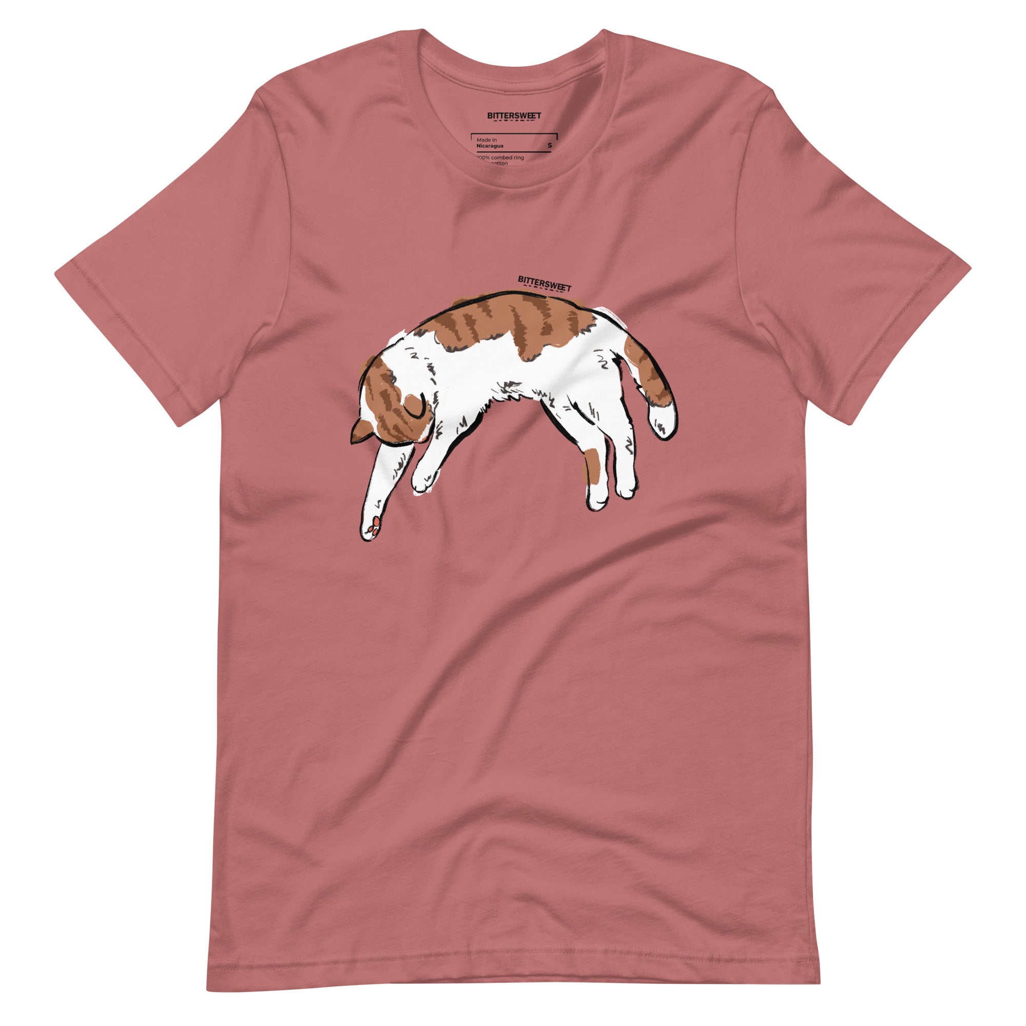Sleepy day cat graphic T-shirt