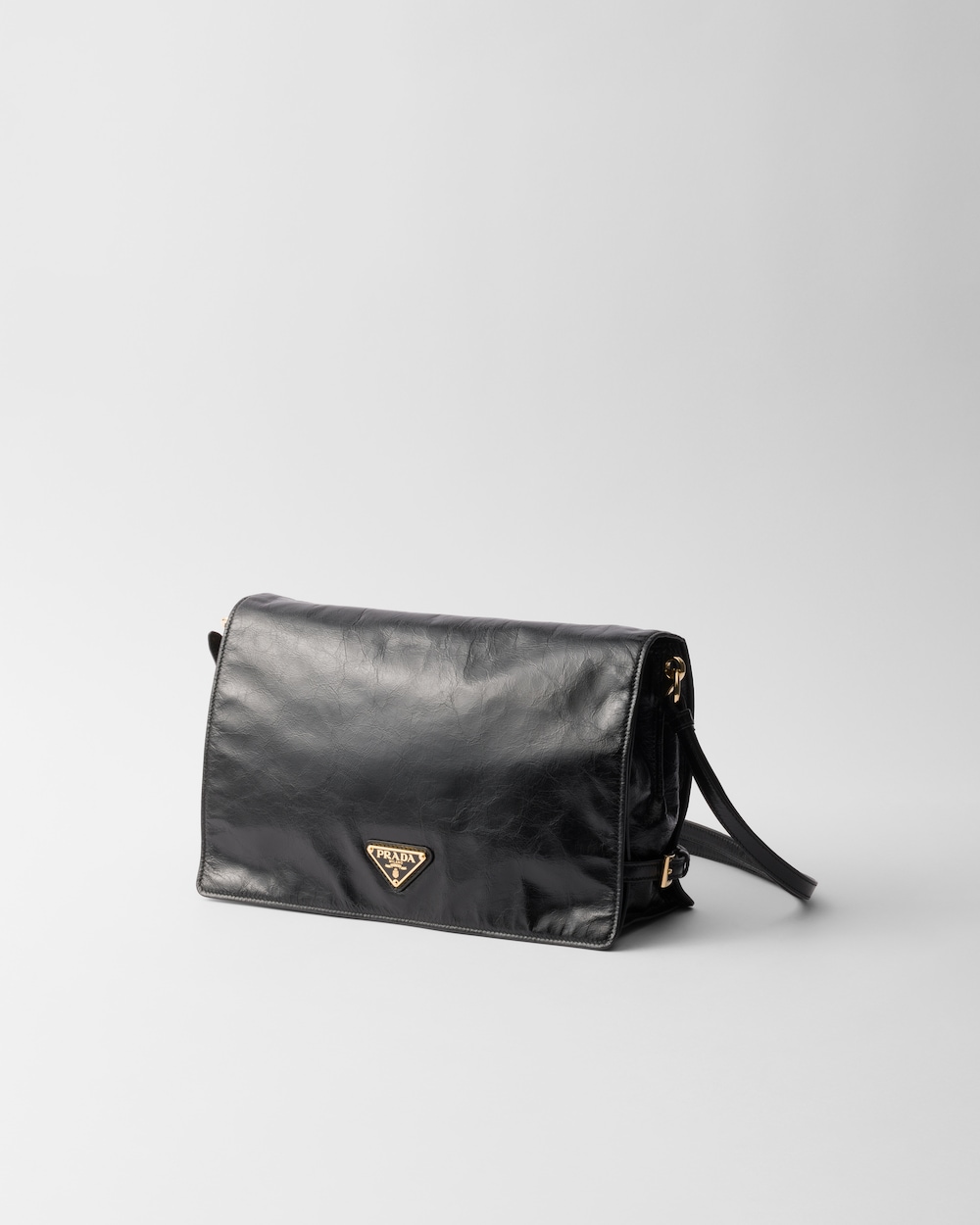 Medium Leather Shoulder Bag