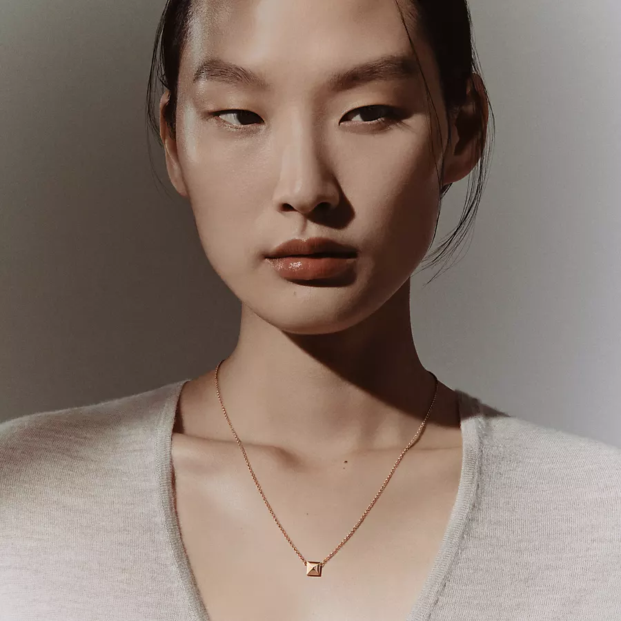 Clou d’H pendant, small model