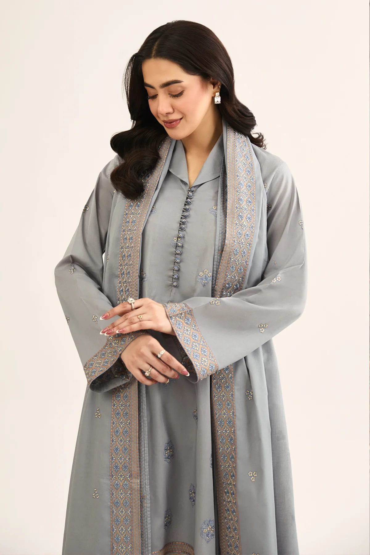 LAWN | EMBROIDERED