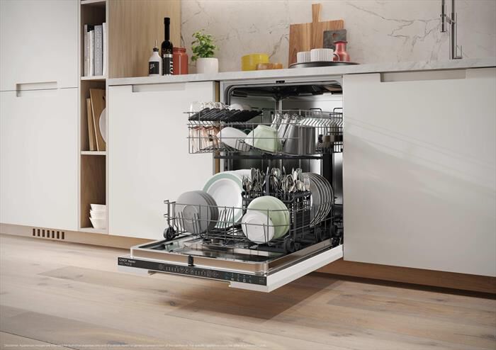 CANDY - Lavastoviglie CIU 3C7L0B Classe C 13 coperti