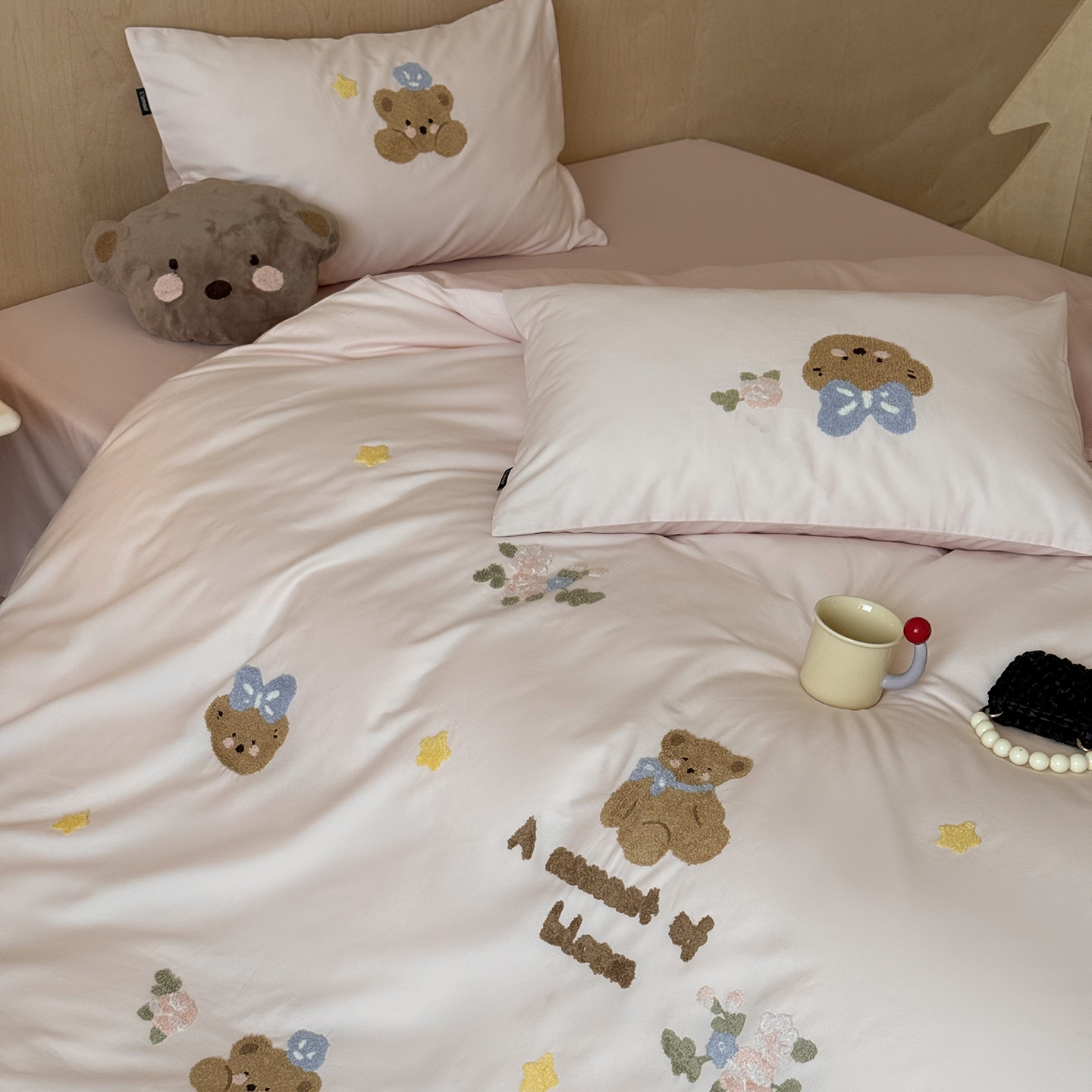 Cotton long-staple cotton four-piece cotton embroidered quilt cover bedding set of 4