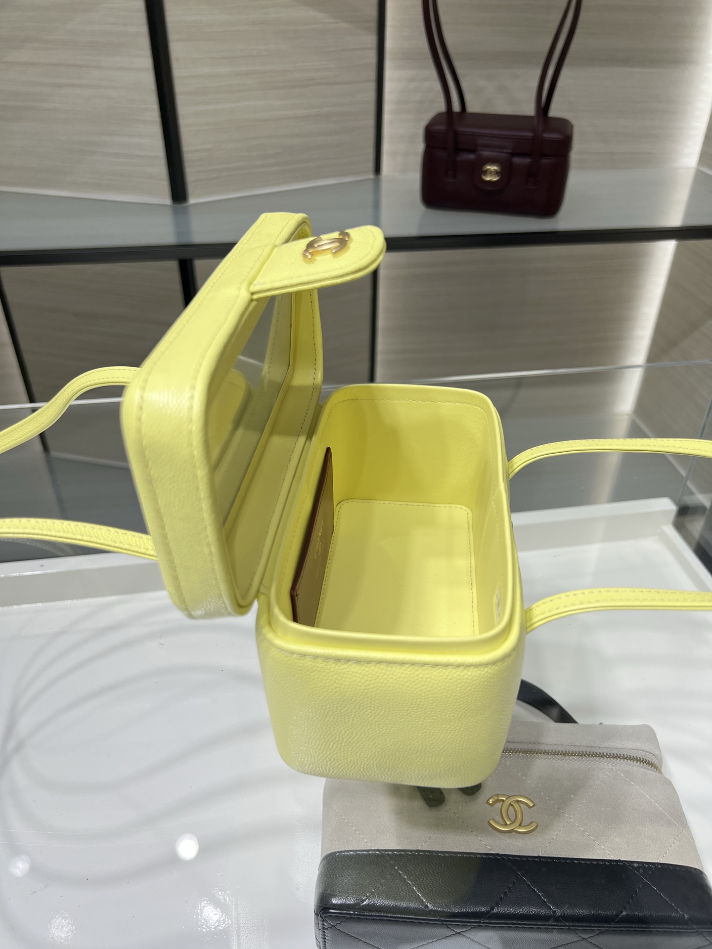 26P Preppy Coco Lemon Yellow Quilted Caviar Leather Long Vanity Handbag with Gold-Tone Hardware - Mocuir