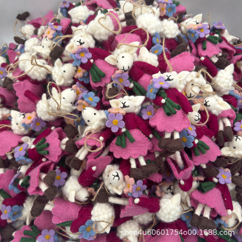 Wool felt pendant cute plush toy