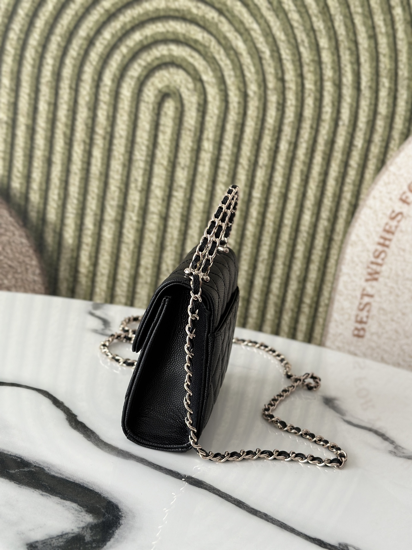 25c/26c Small Envelope Flap Bag with Chain Handle - Mocuir