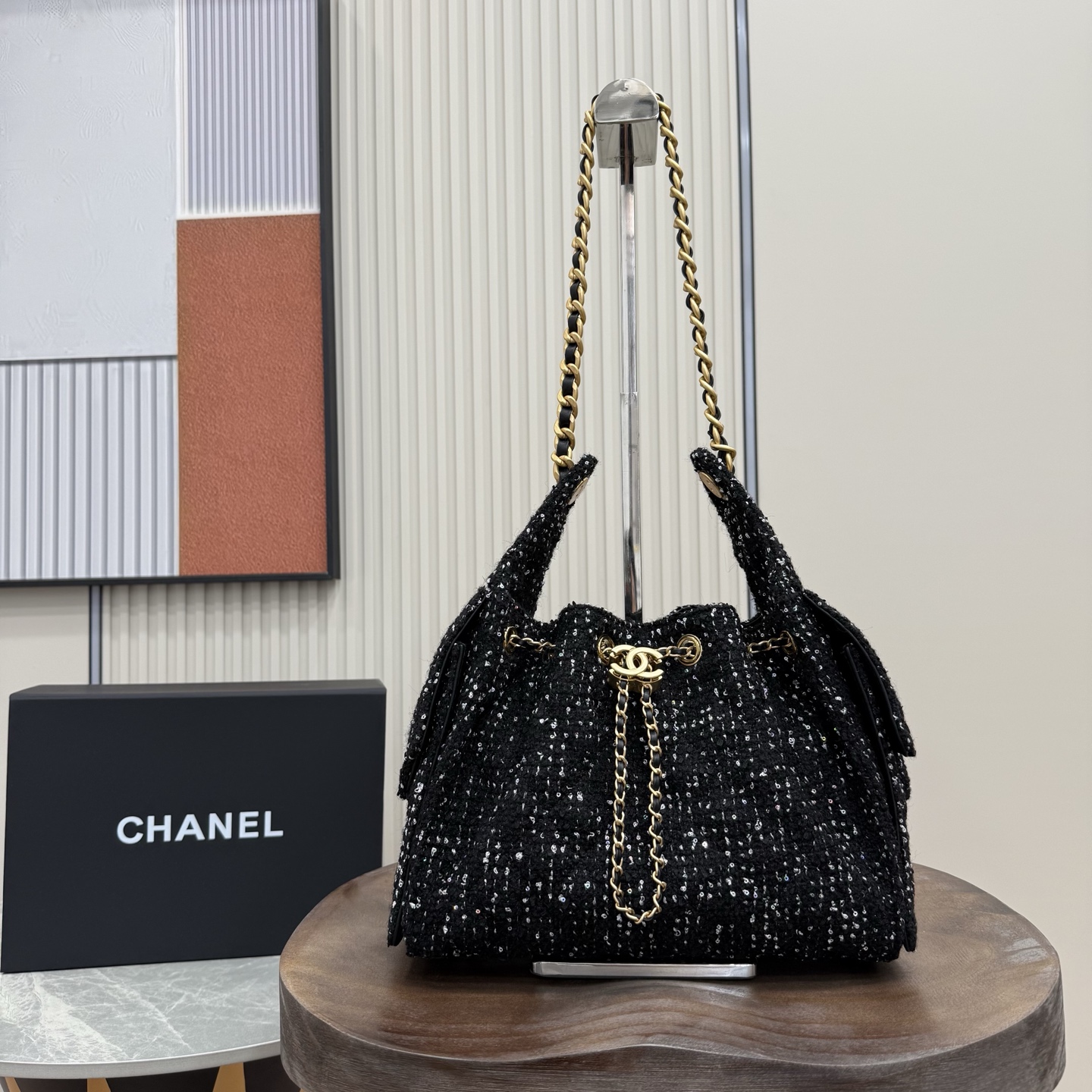 25 Small Hobo Bag (AS5293) in Black Tweed with Gold-Tone Hardware, 25S Spring-Summer Collection - Mocuir