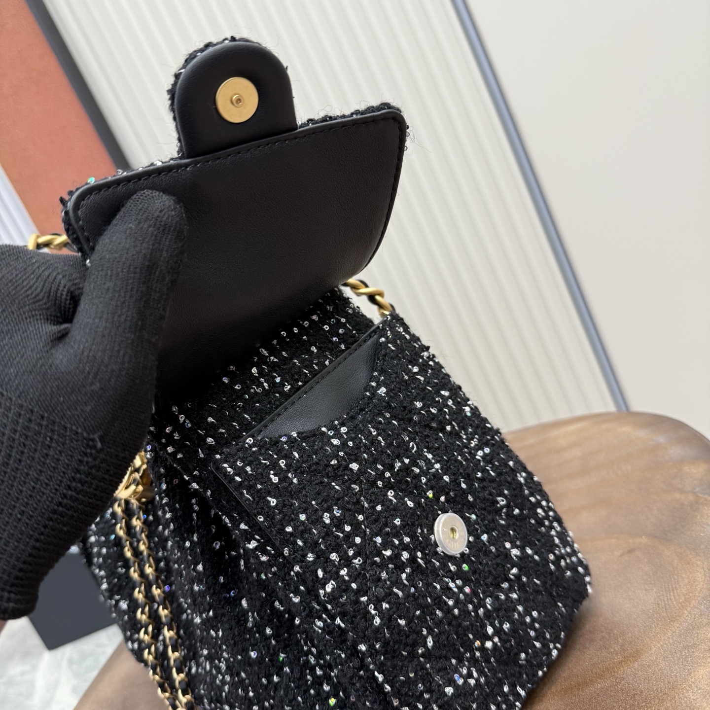 25 Small Hobo Bag (AS5293) in Black Tweed with Gold-Tone Hardware, 25S Spring-Summer Collection - Mocuir