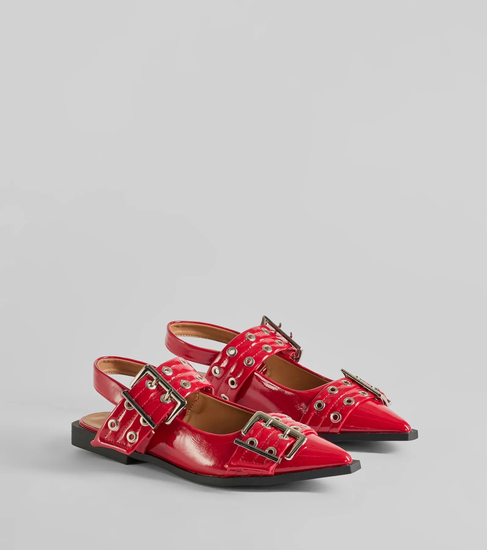Trendy Look Pointed Toe Buckle Slingback Flats