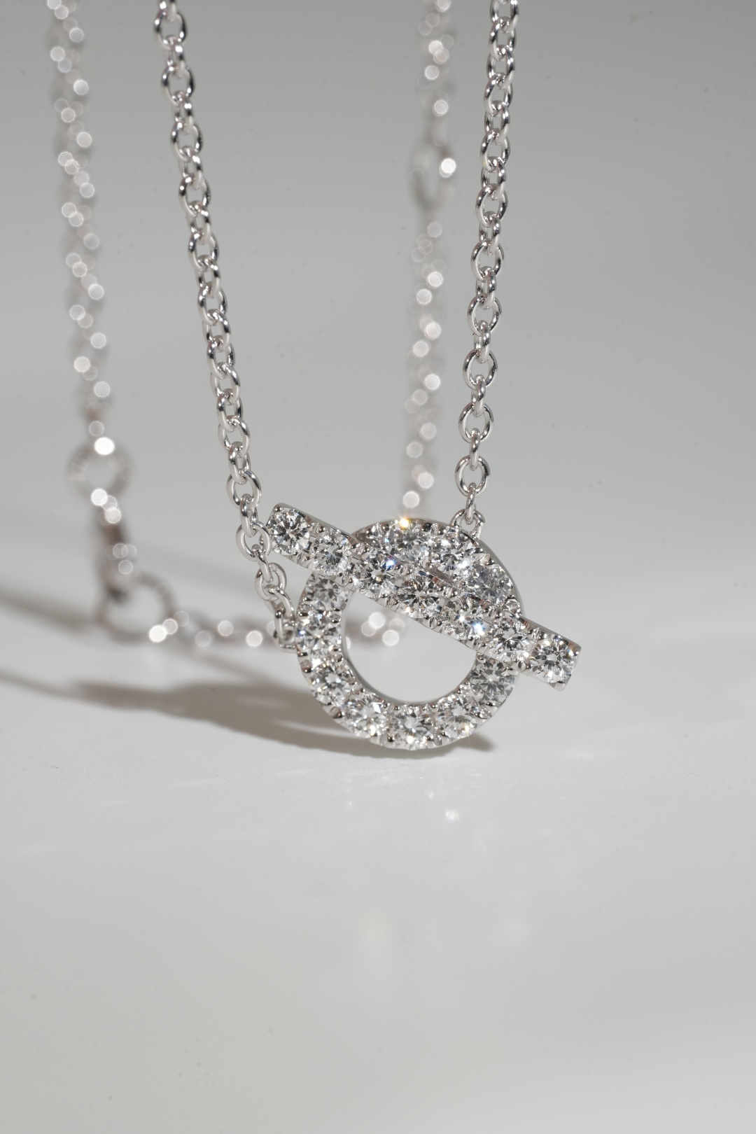 Mini Q Pavé Diamond Necklace