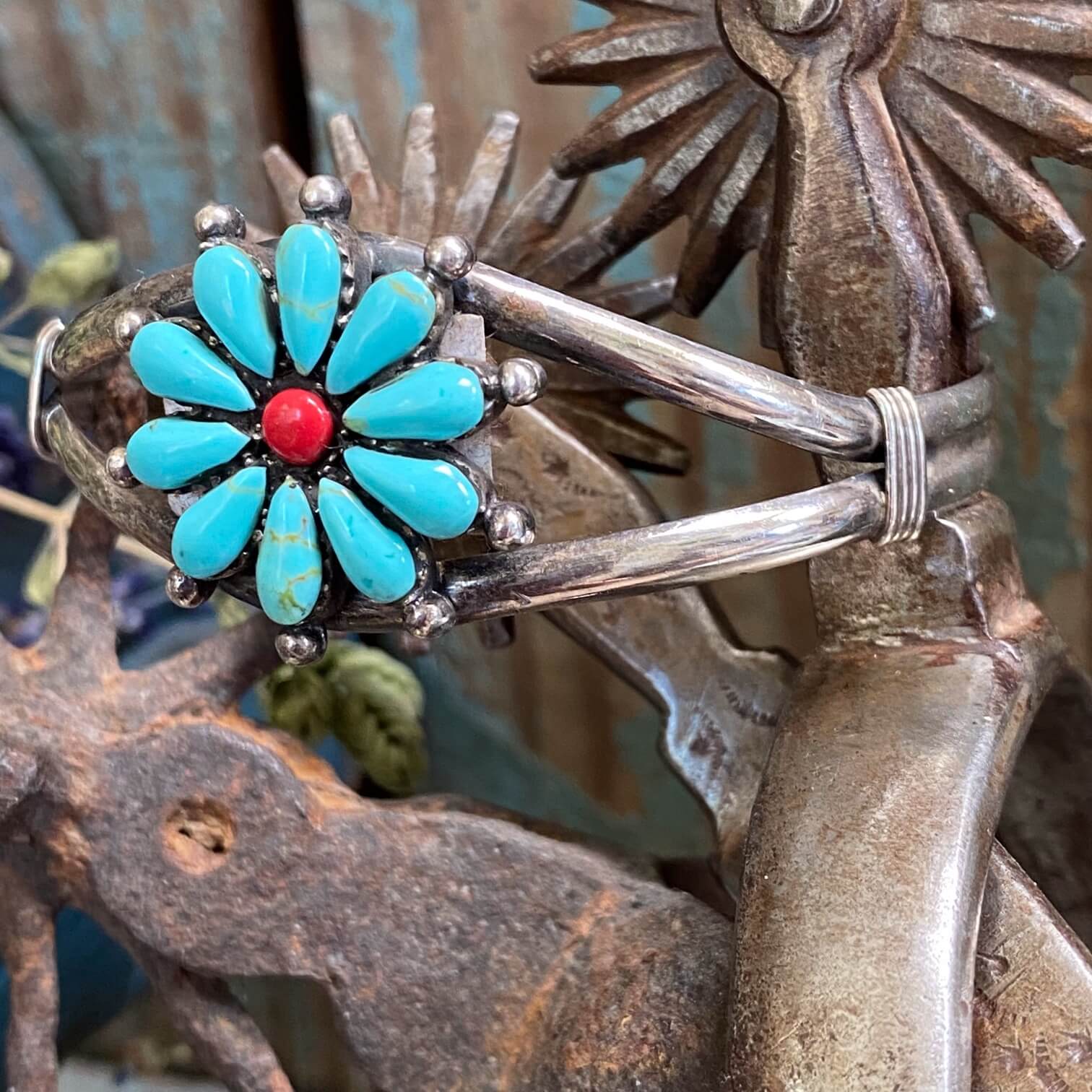 Vintage Southwestern Sterling Silver Flower Bracelet