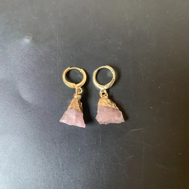 Crystal pendant earring