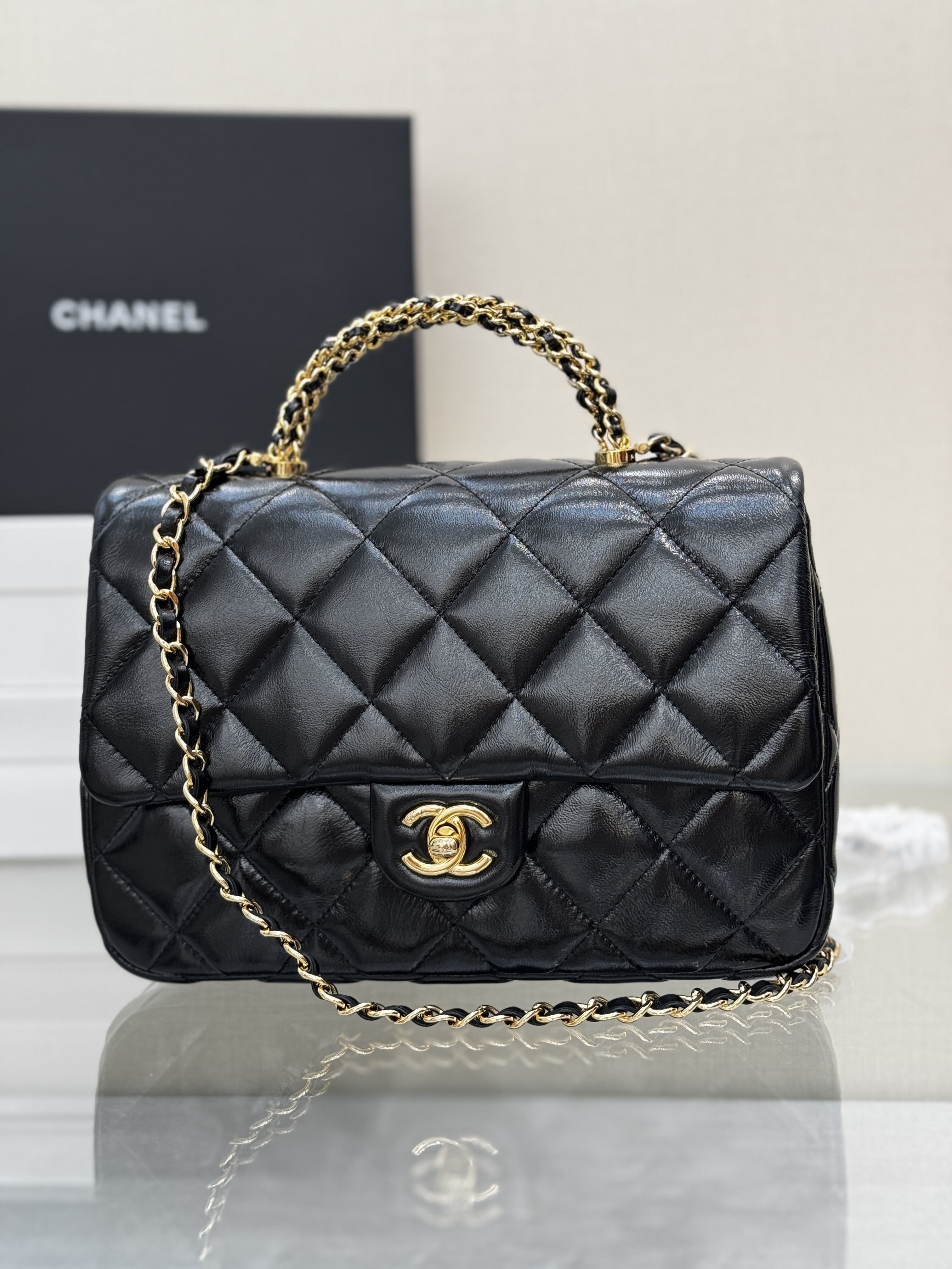 24B Classic Flap Large with Twist Handle in Black Waxed Lambskin with Gold-Tone Hardware (Model AS5166) - Mocuir