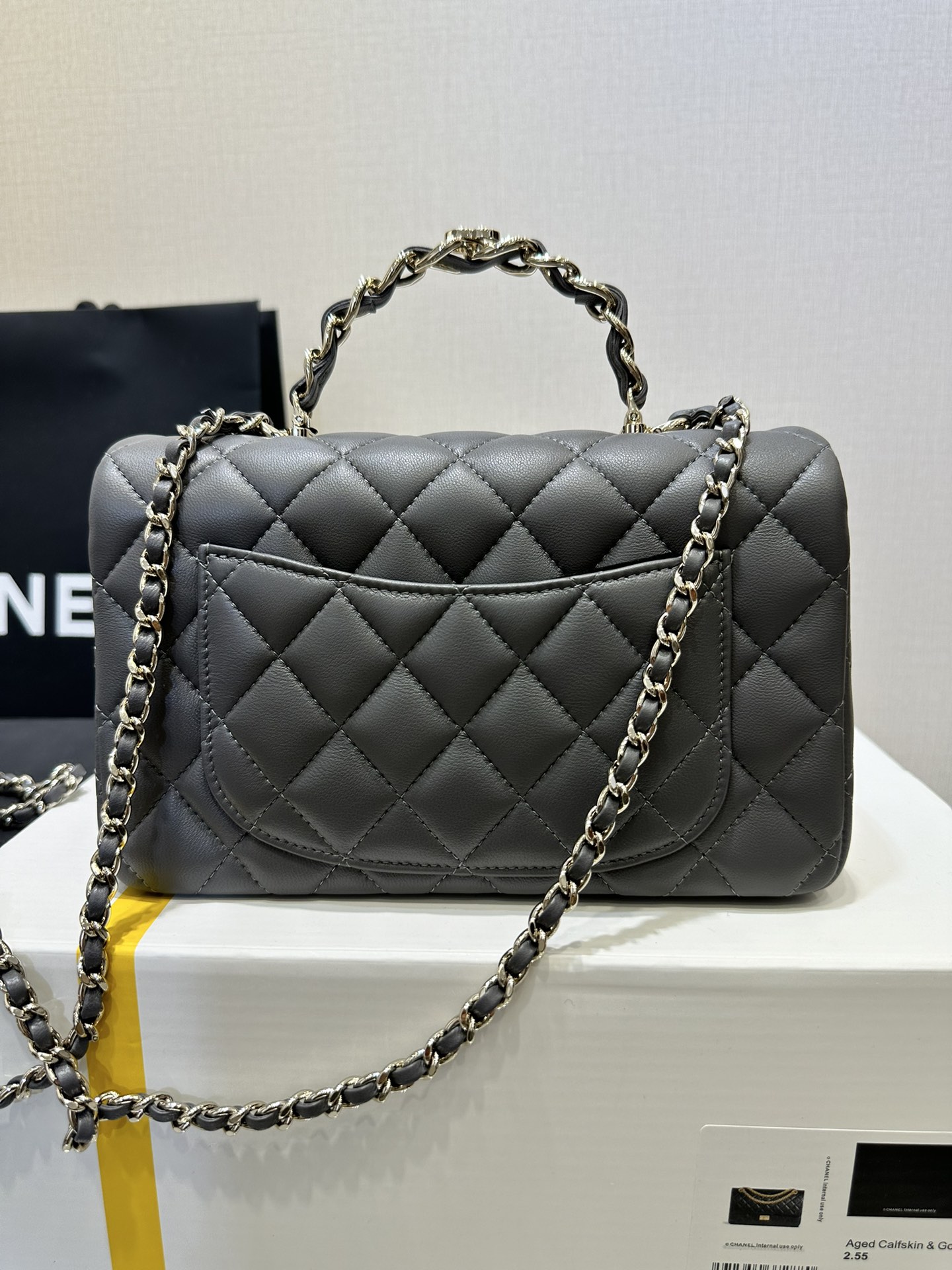 Mini Flap Bag with Top Handle（Gray） - Mocuir