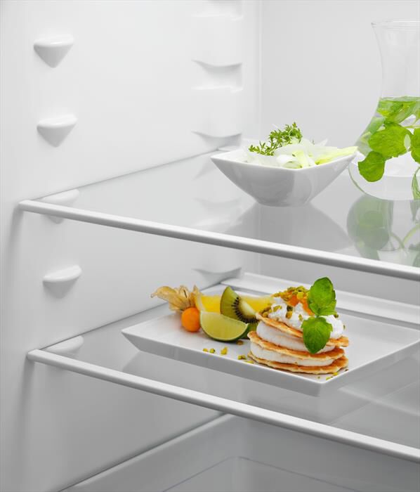 ELECTROLUX - Frigorifero combinato ENG7TE75S Classe E 376 lt