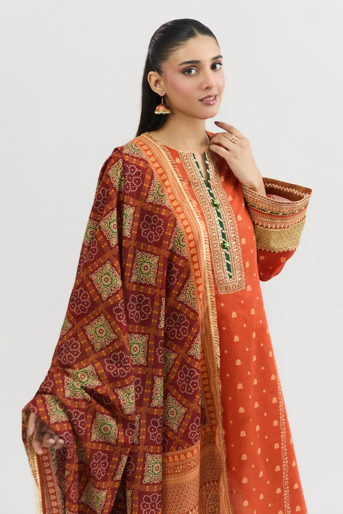 LAWN | EMBROIDERED