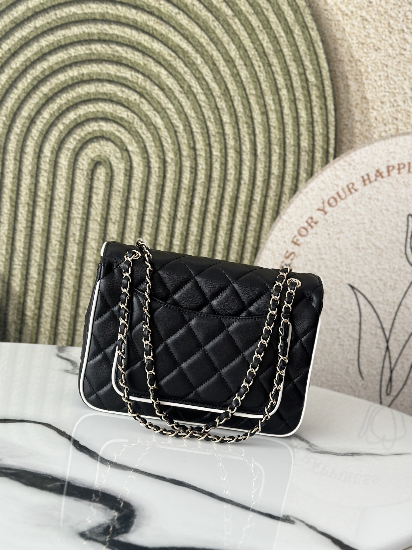 Medium Classic Flap Bag with White Trim in Black Lambskin with Gold-Tone Hardware - Mocuir