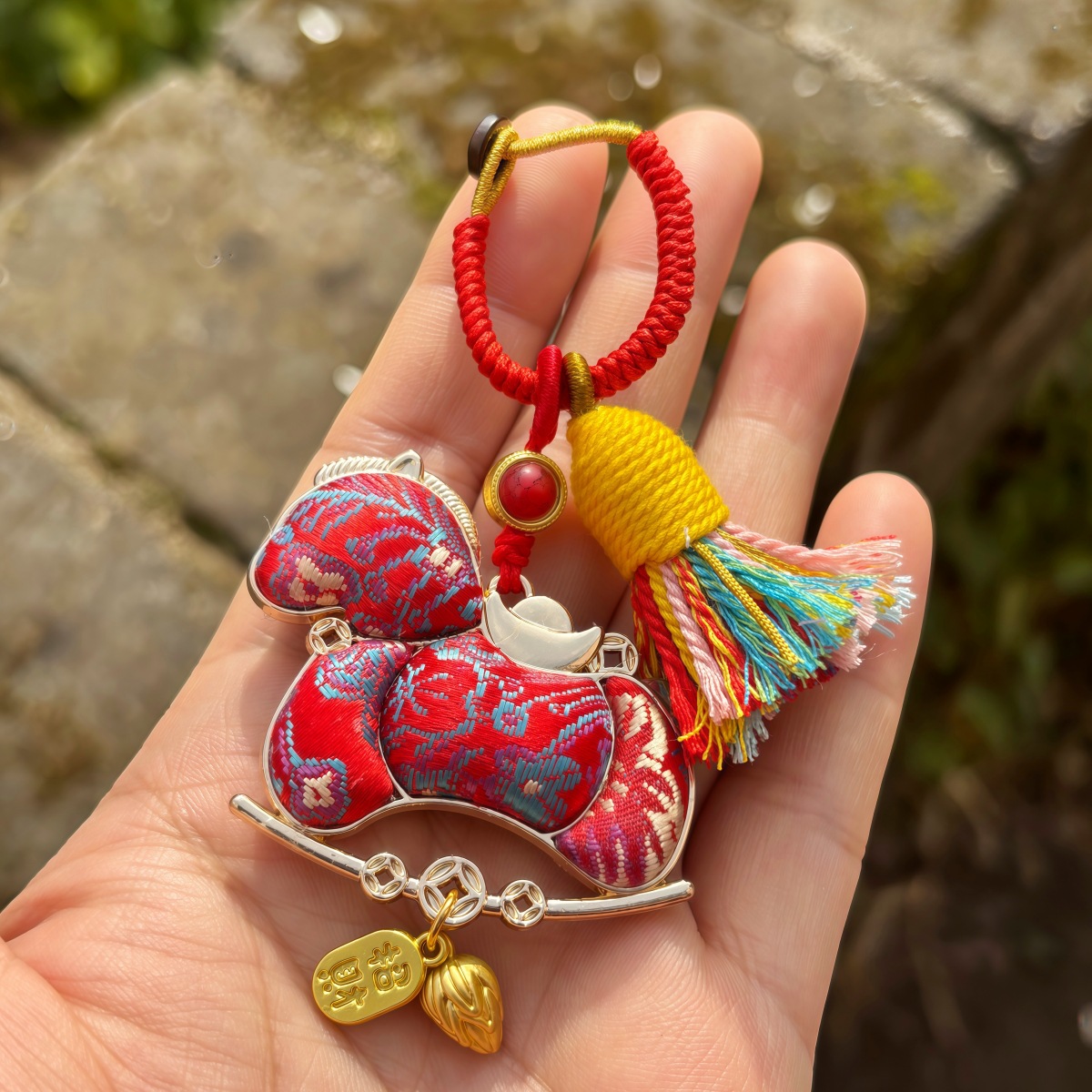 Chinese style embroidery gourd pendant decoration
