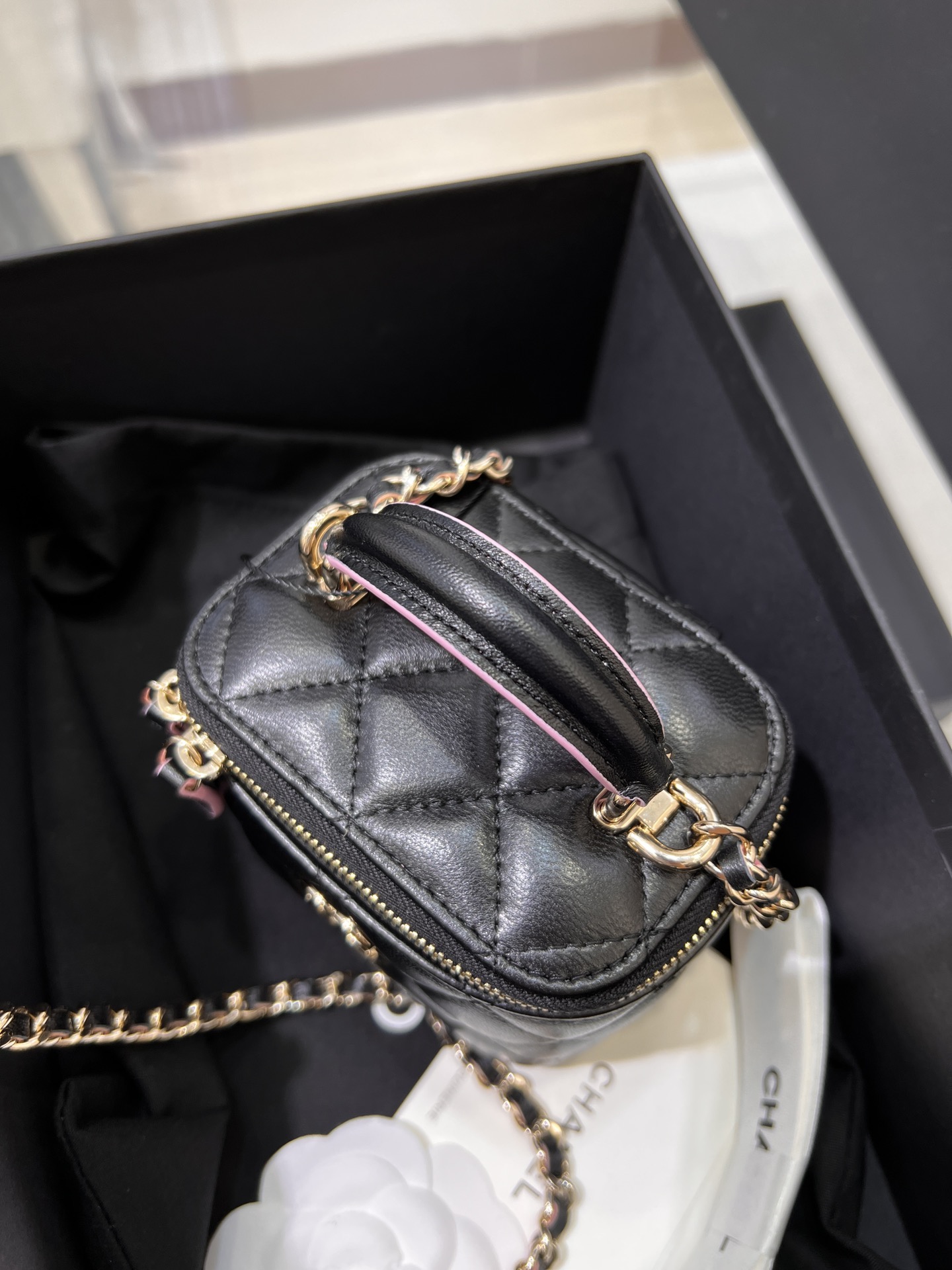 23P Long Vanity with Top Handle (Black & Pink) - Mocuir