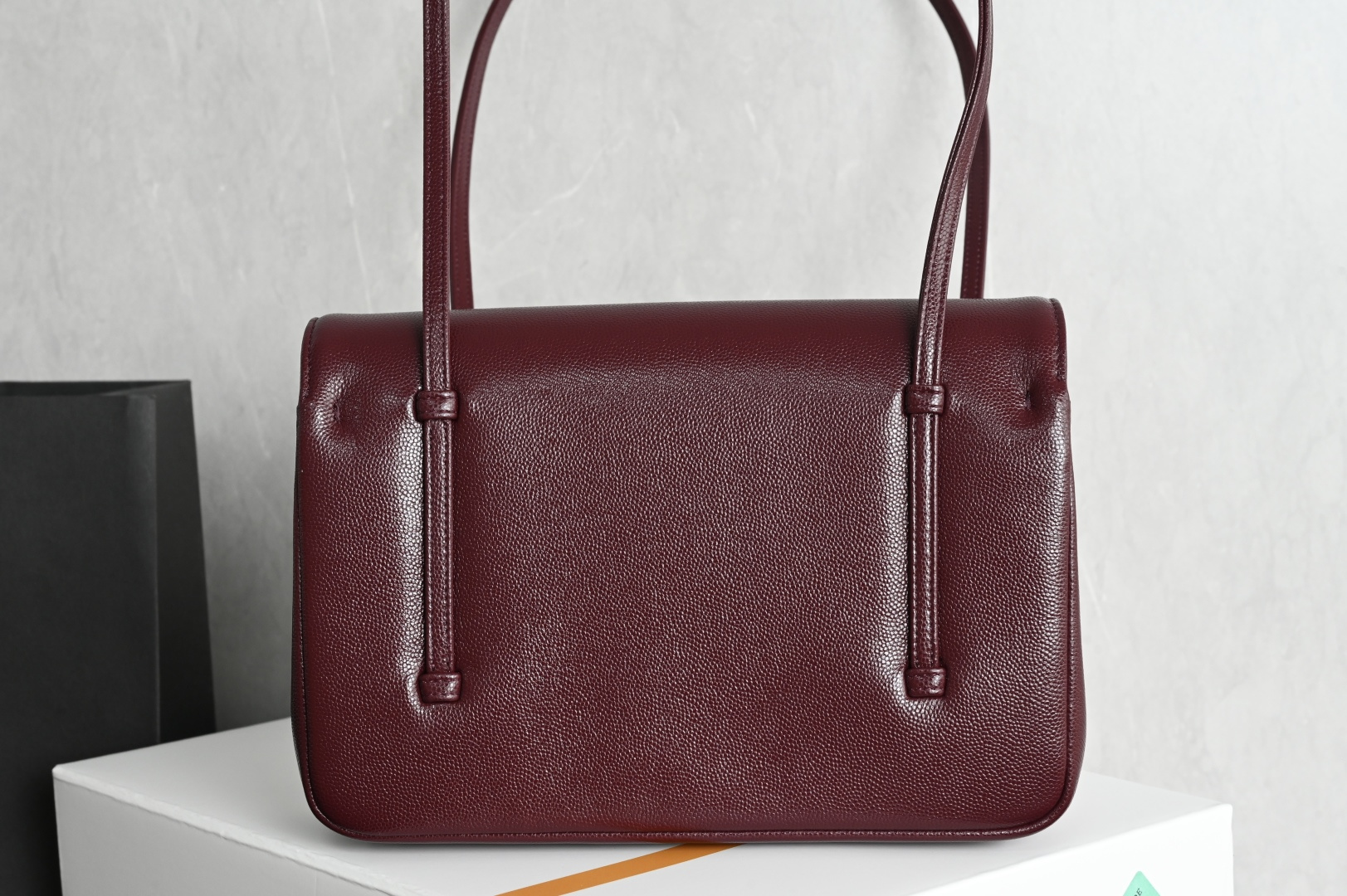 26P Preppy Coco Large Flap Bag in Burgundy Grained Shiny Calfskin with Gold-Tone Hardware - Mocuir